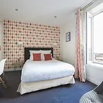 Hotel Des Batignolles
