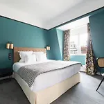 Des Batignolles Paris