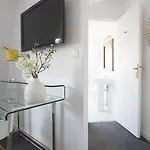 Des Batignolles Hotel Paris