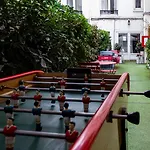 Hotel Des Batignolles Paris