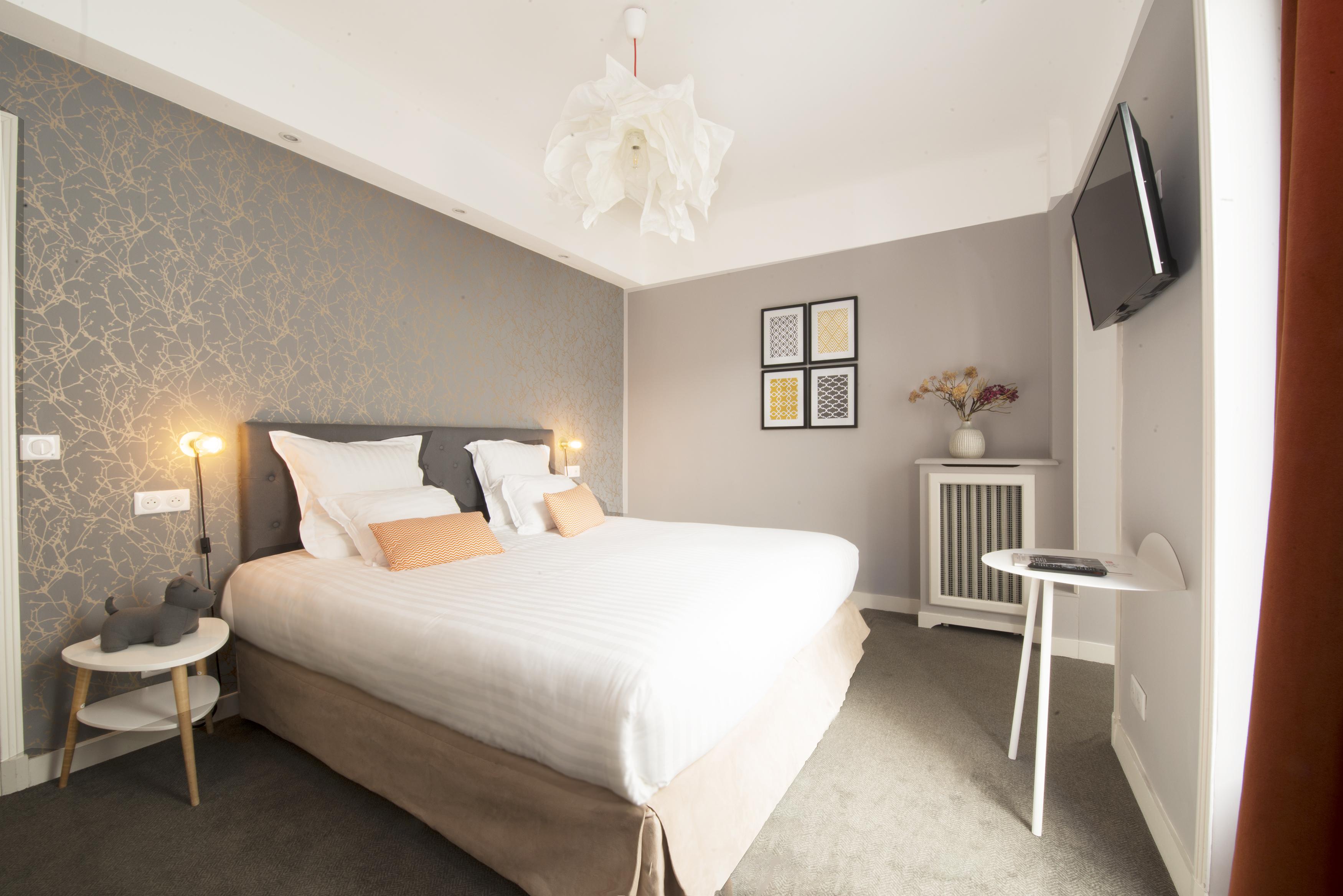 Hotel Des Batignolles Parigi