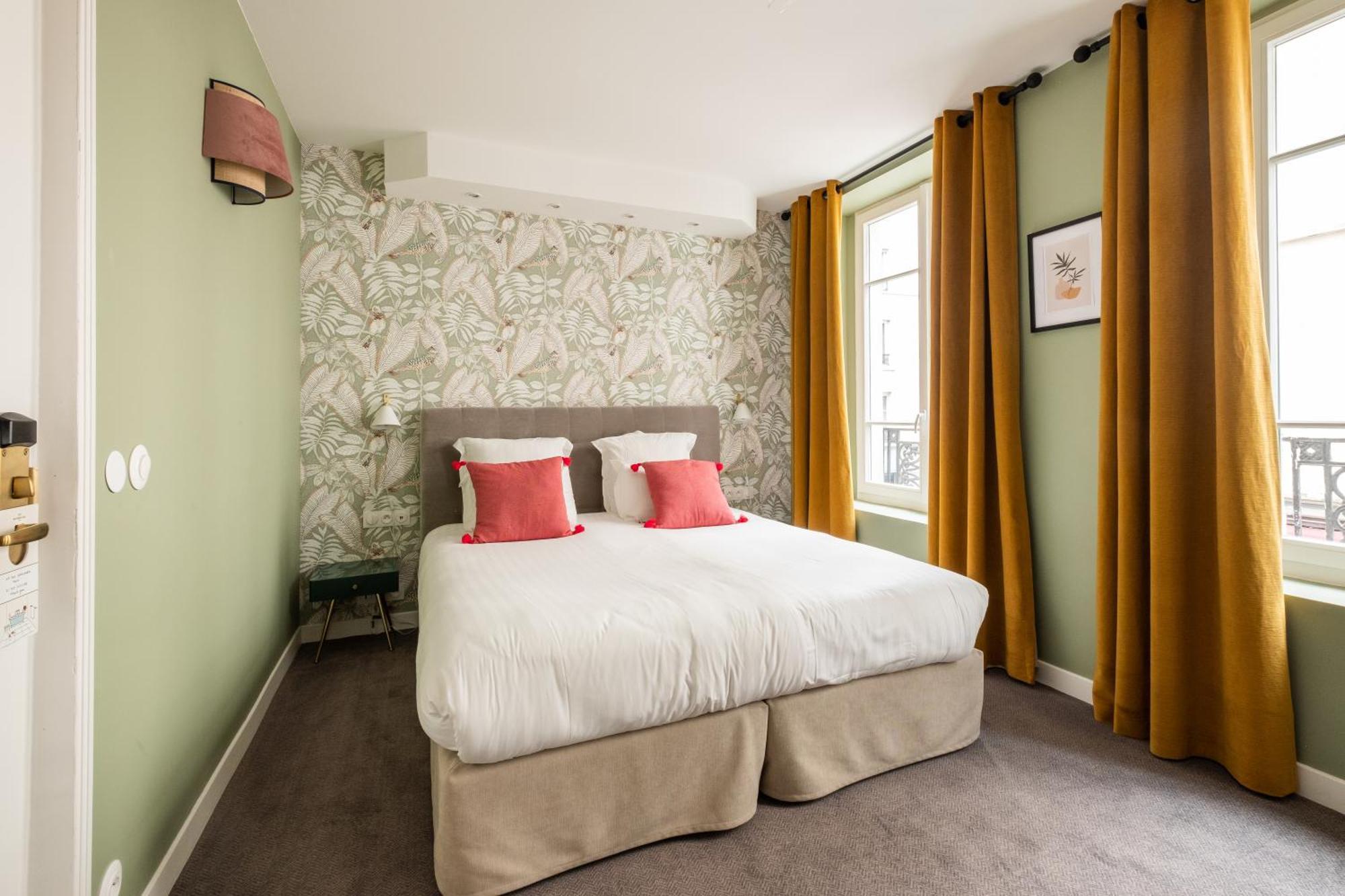Hotel Des Batignolles Parigi