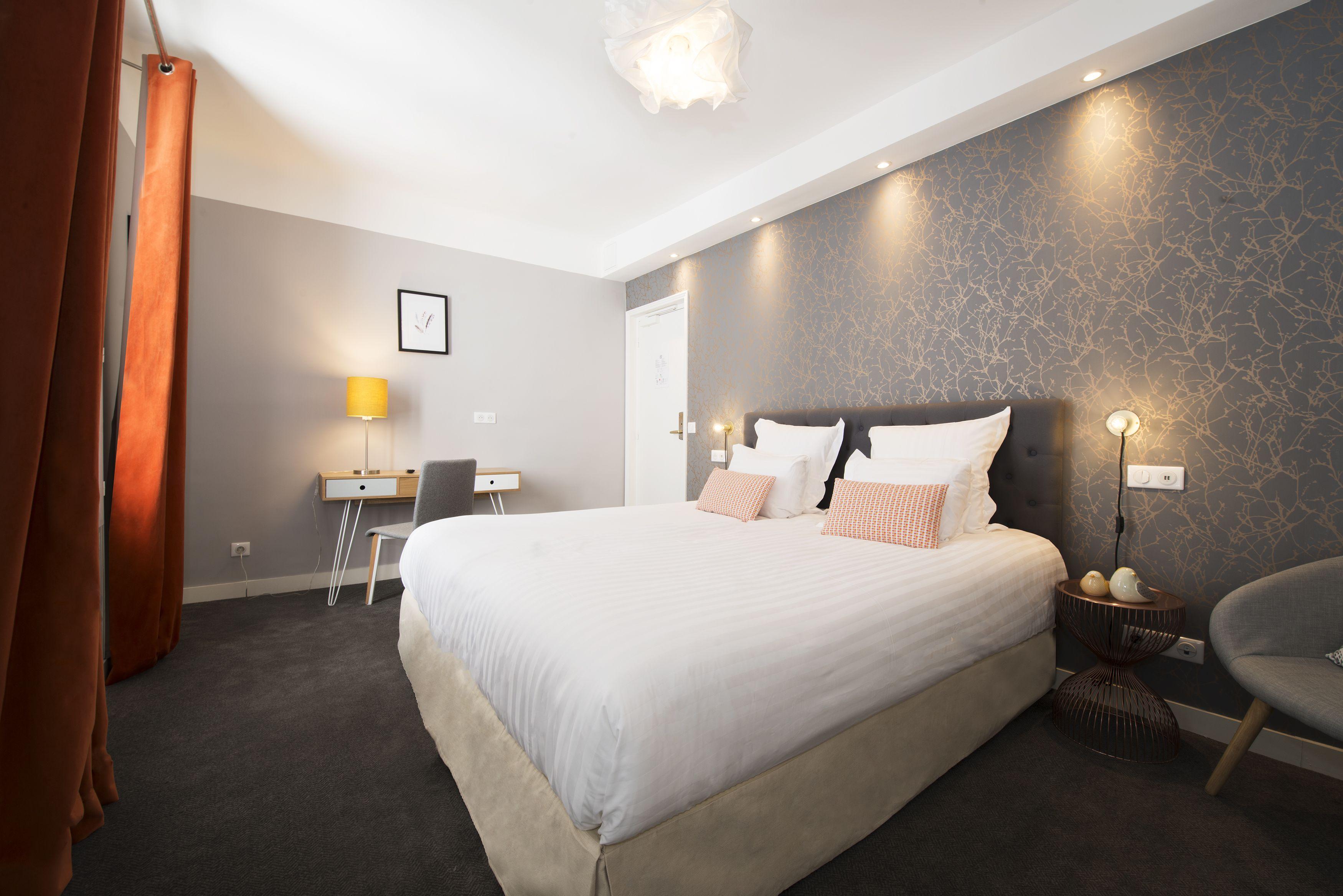 Des Batignolles Hotel