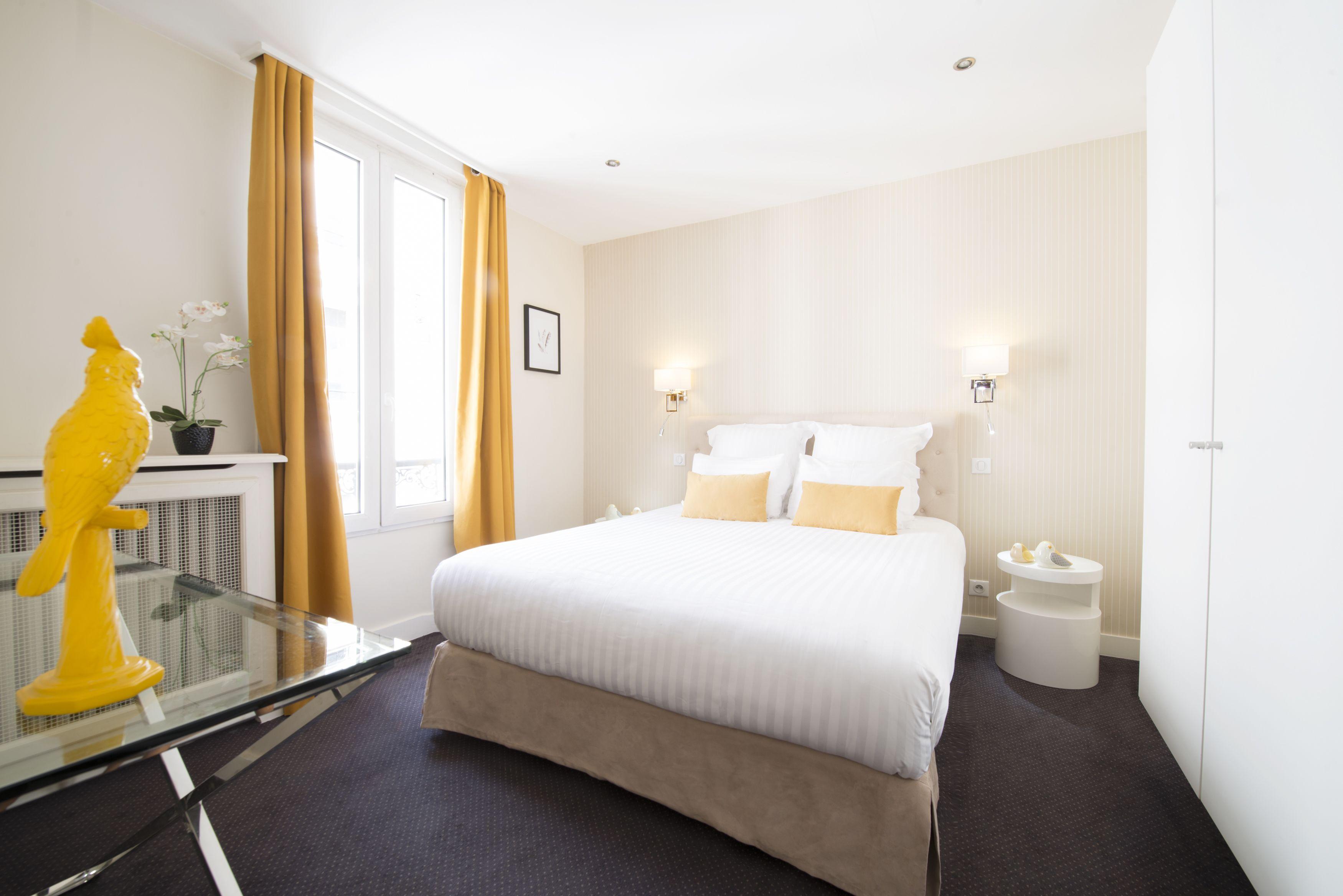 Hotel Des Batignolles