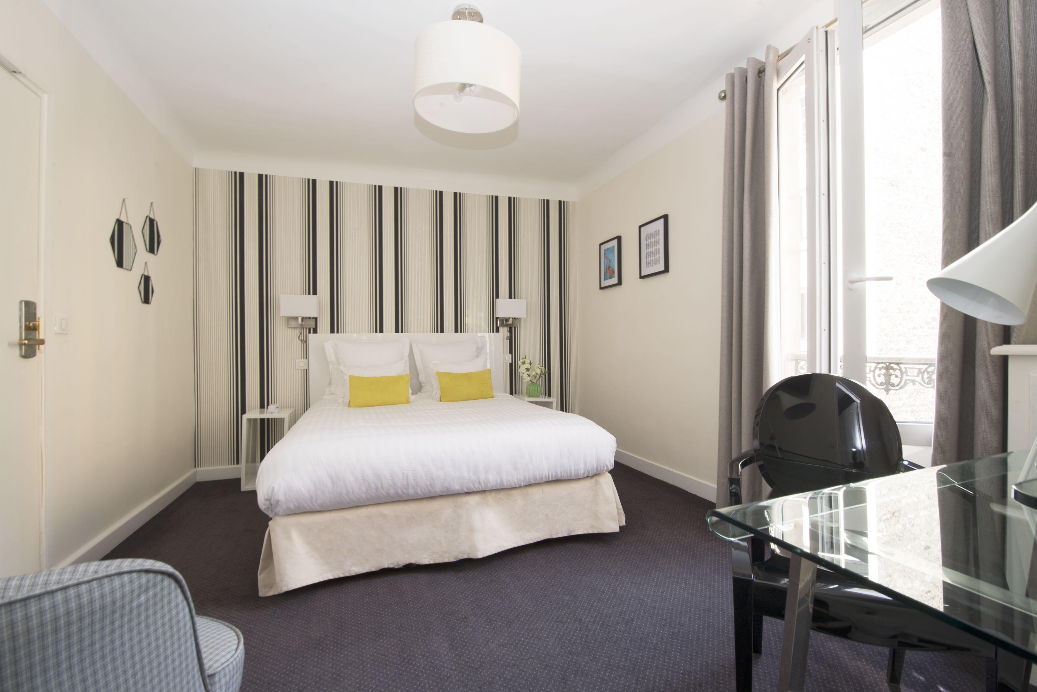 Hotel Des Batignolles
