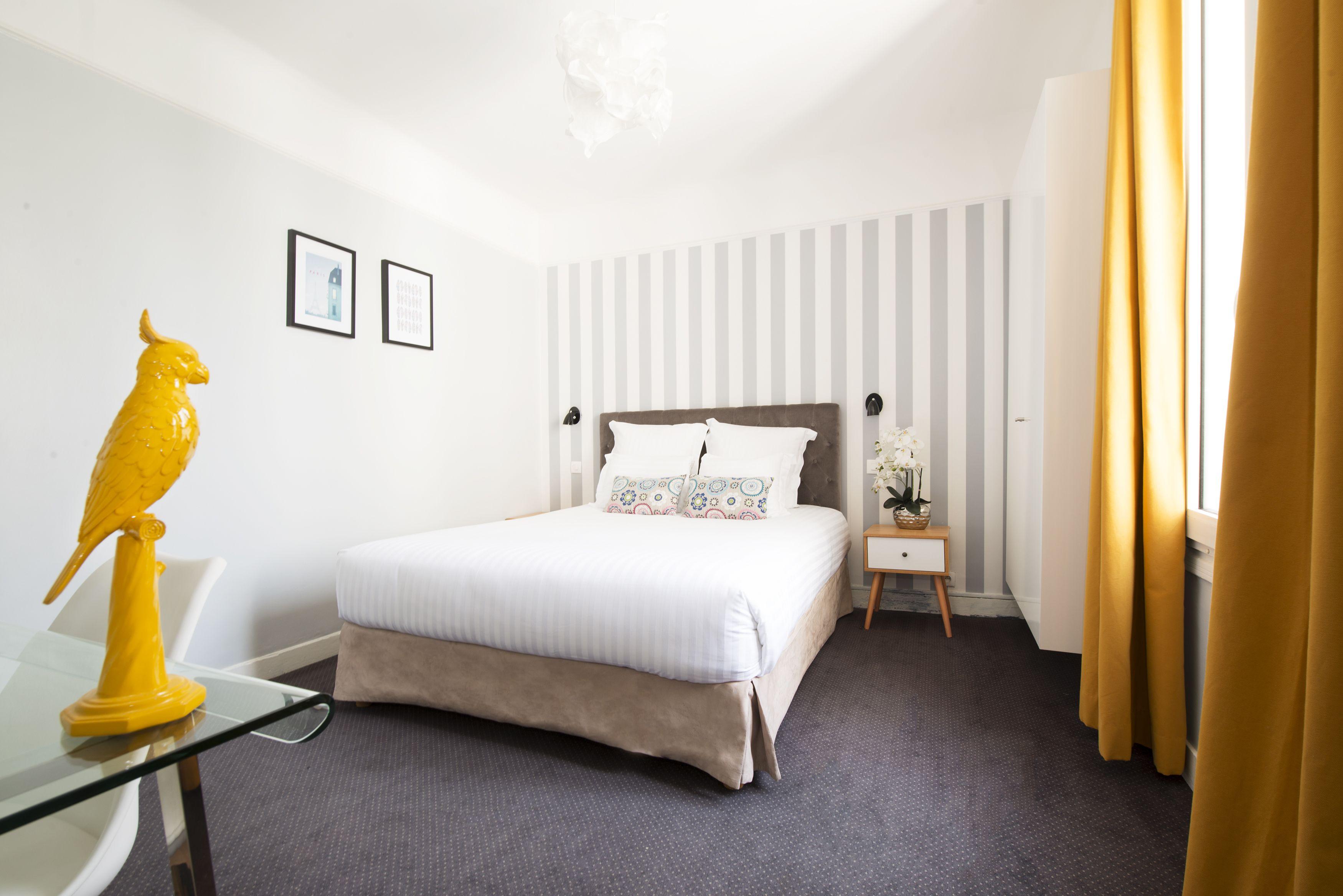 Hotel Des Batignolles 3*