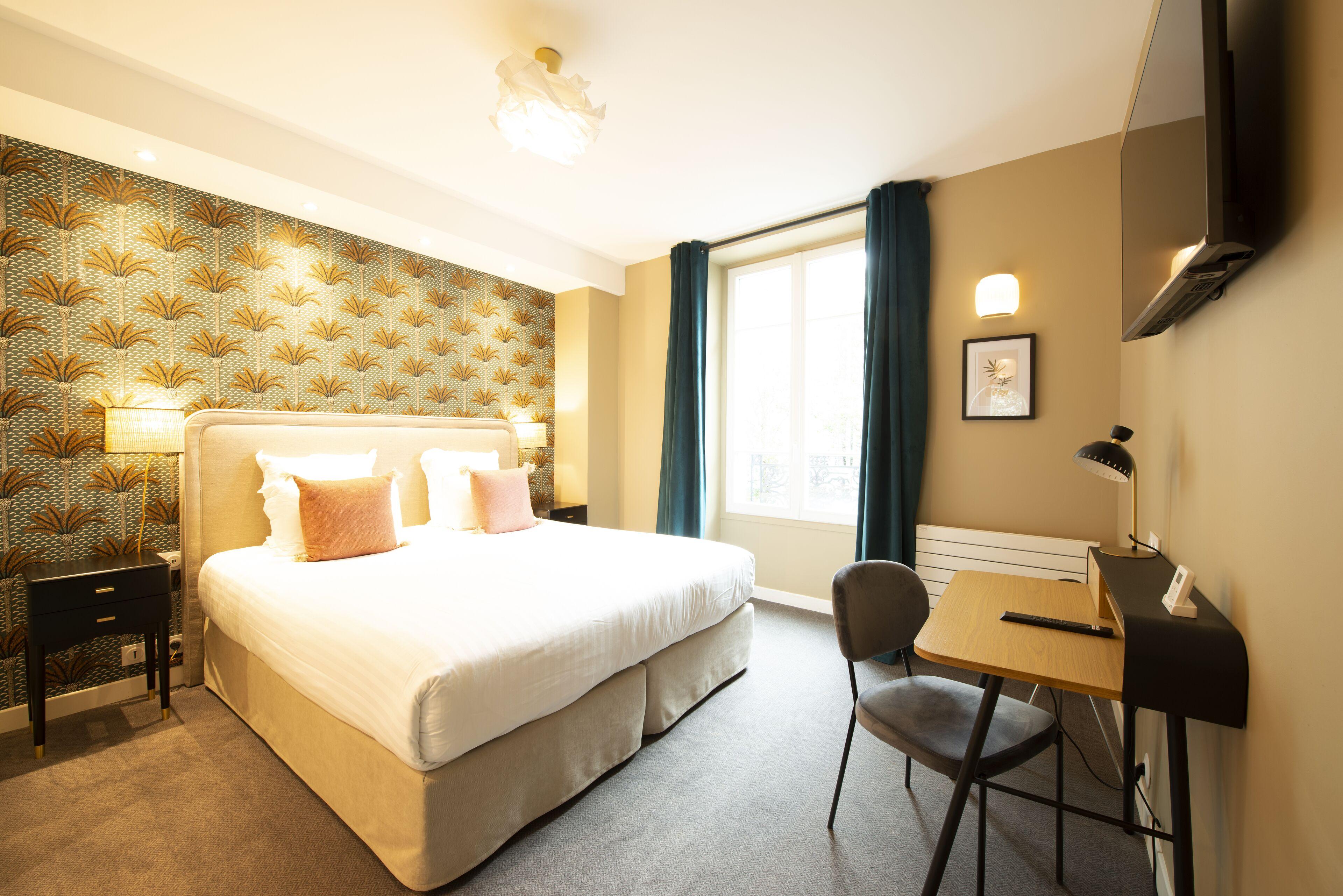 Des Batignolles 3*