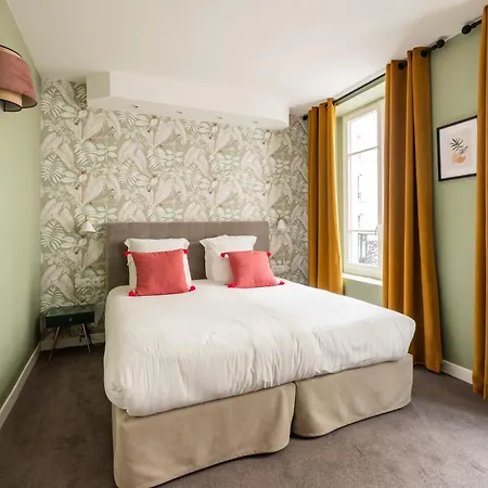 Hotel Des Batignolles Parigi