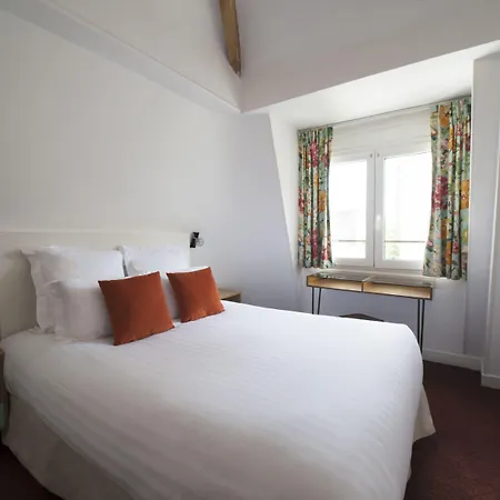 Hotel Des Batignolles 3*