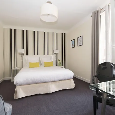Hotel Des Batignolles