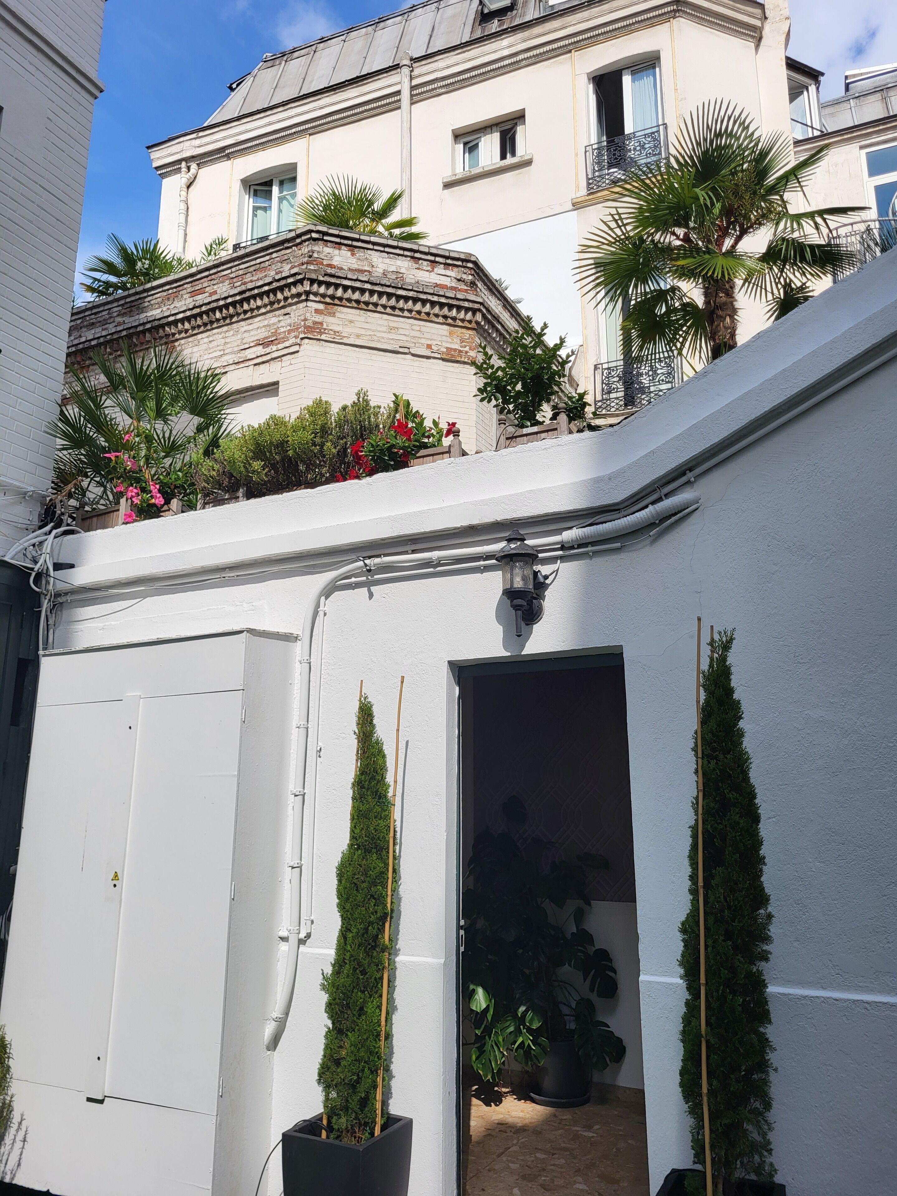 Hotel Des Batignolles